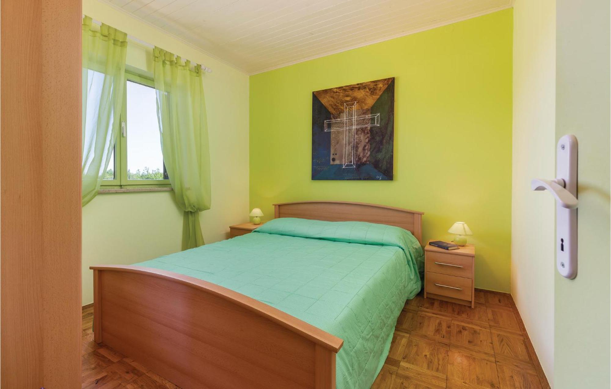 Cozy Apartment In Tar With House Sea View Tar-Vabriga Kültér fotó